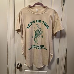 Pebby Forevee Anxiety Rabbit Side Slit Tee L